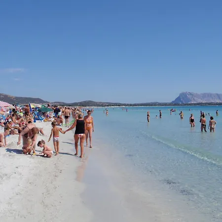 Apartamento Trilocale A 200 Mt Dal Centro San Teodoro (Sardinia)